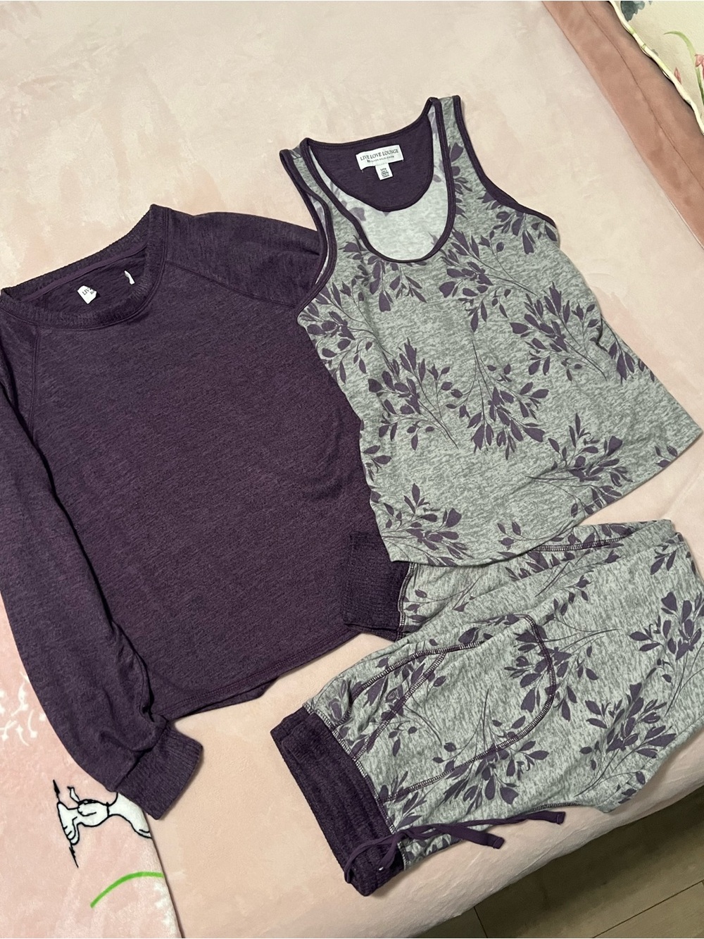 Karen Neuburger Purple Floral Lounge Top (2) with Heather Gray Base